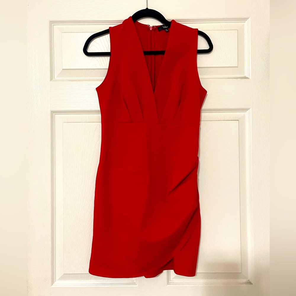 Lulu’s - NWT - Cocktail Hour Red Wrap Dress - size Medium